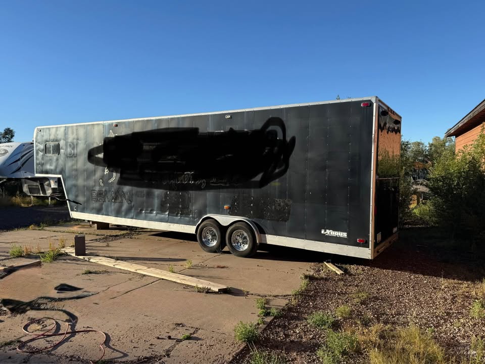 1998 35 ft Enclosed Car Hualer, photo 3