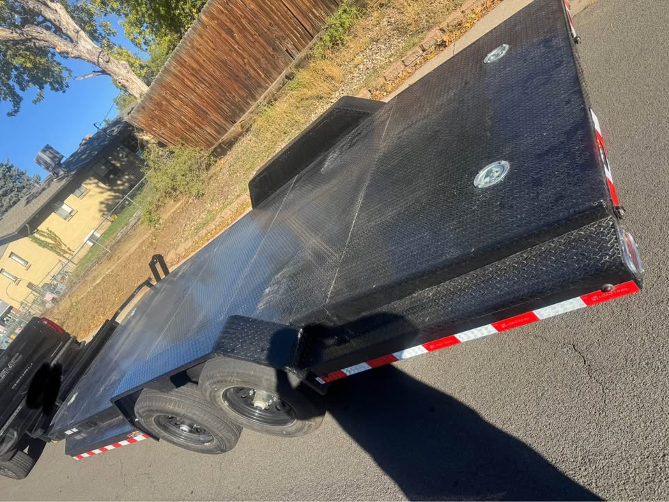 2026 Load Trail 20 ft tandem axle car hauler with sport box, photo 9