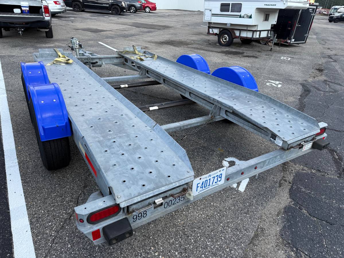 2020 Demco car hauler trailer, photo 5
