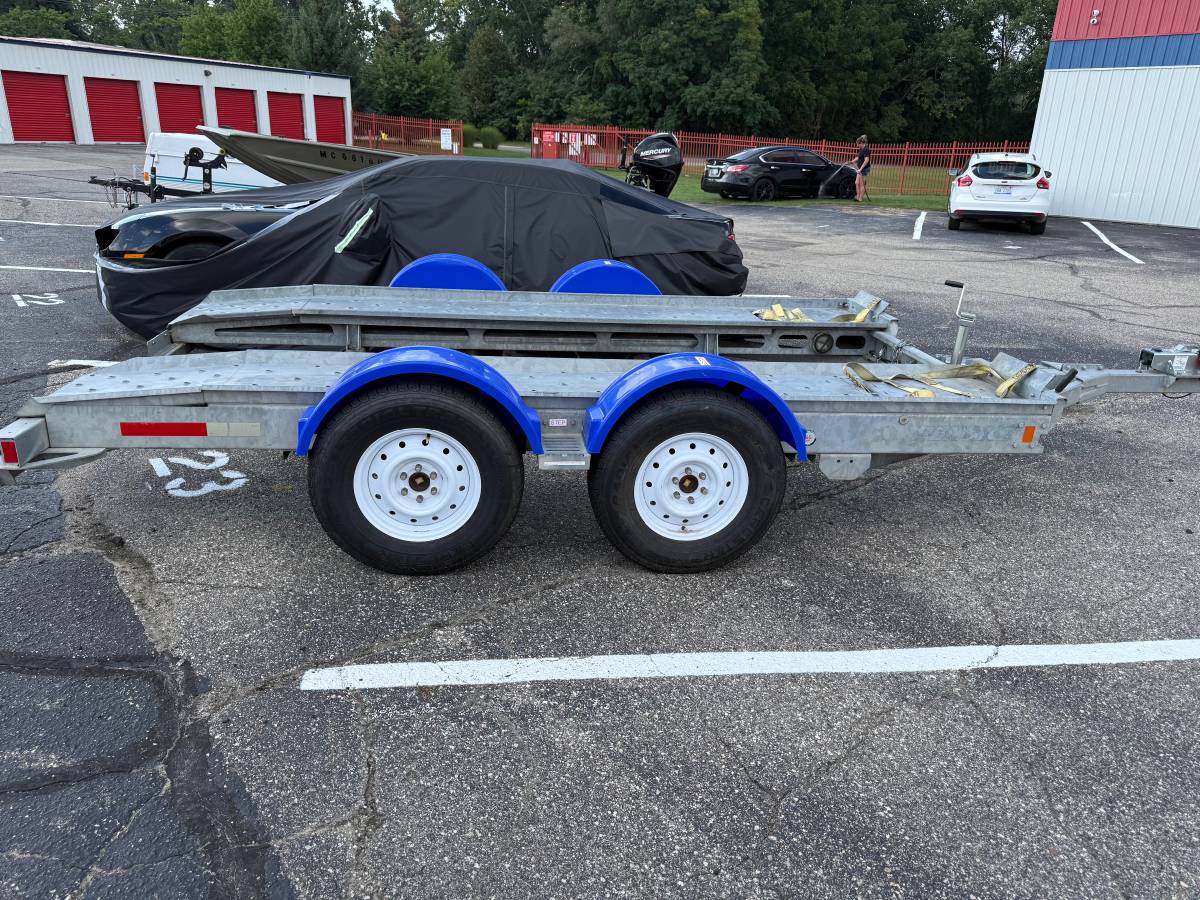 2020 Demco car hauler trailer, photo 7