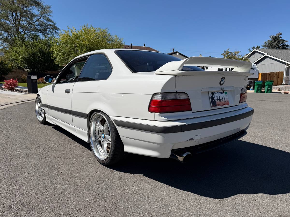 1994 BMW 325is, photo 6