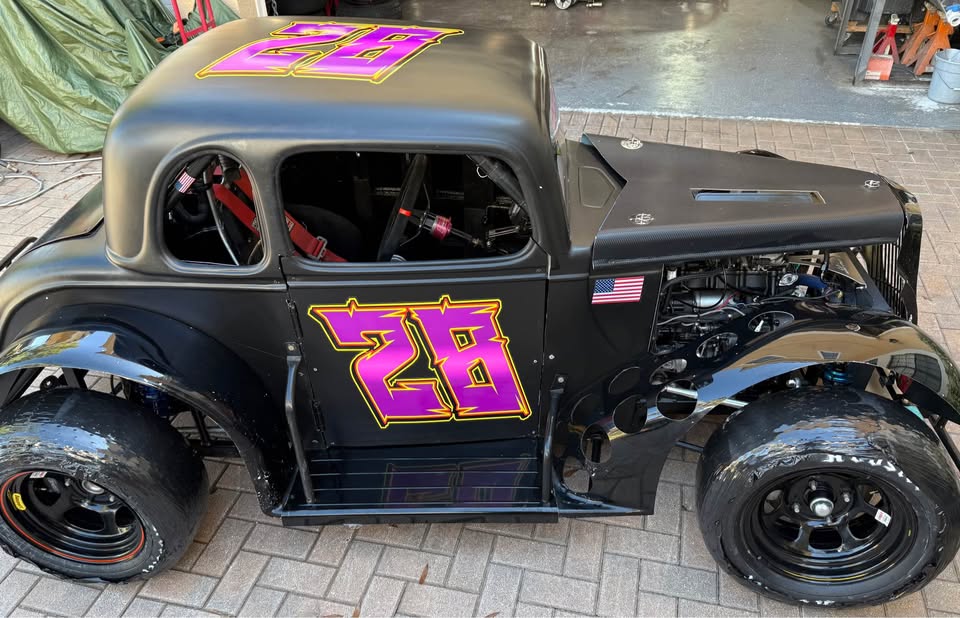 Legends car, asphalt, race ready, photo 2