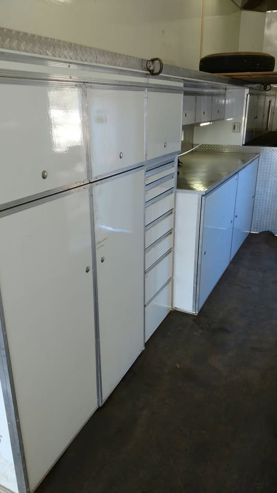 2000 Renegade 48 ft stacker race trailer, photo 4