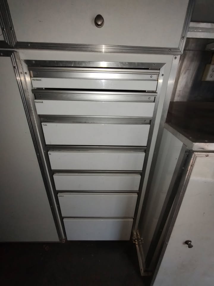2000 Renegade 48 ft stacker race trailer, photo 7