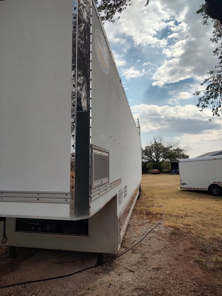 2000 Renegade 48 ft stacker race trailer, photo 11