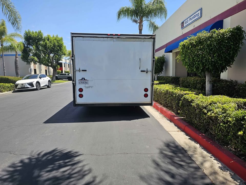 2021 Box Trailer 24ft enclosed trailer, photo 4