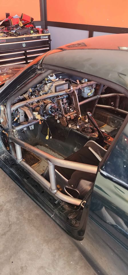 1999 Mazda MX-5 Spec Miata NB1, 6-point cage, clean AZ title, photo 3