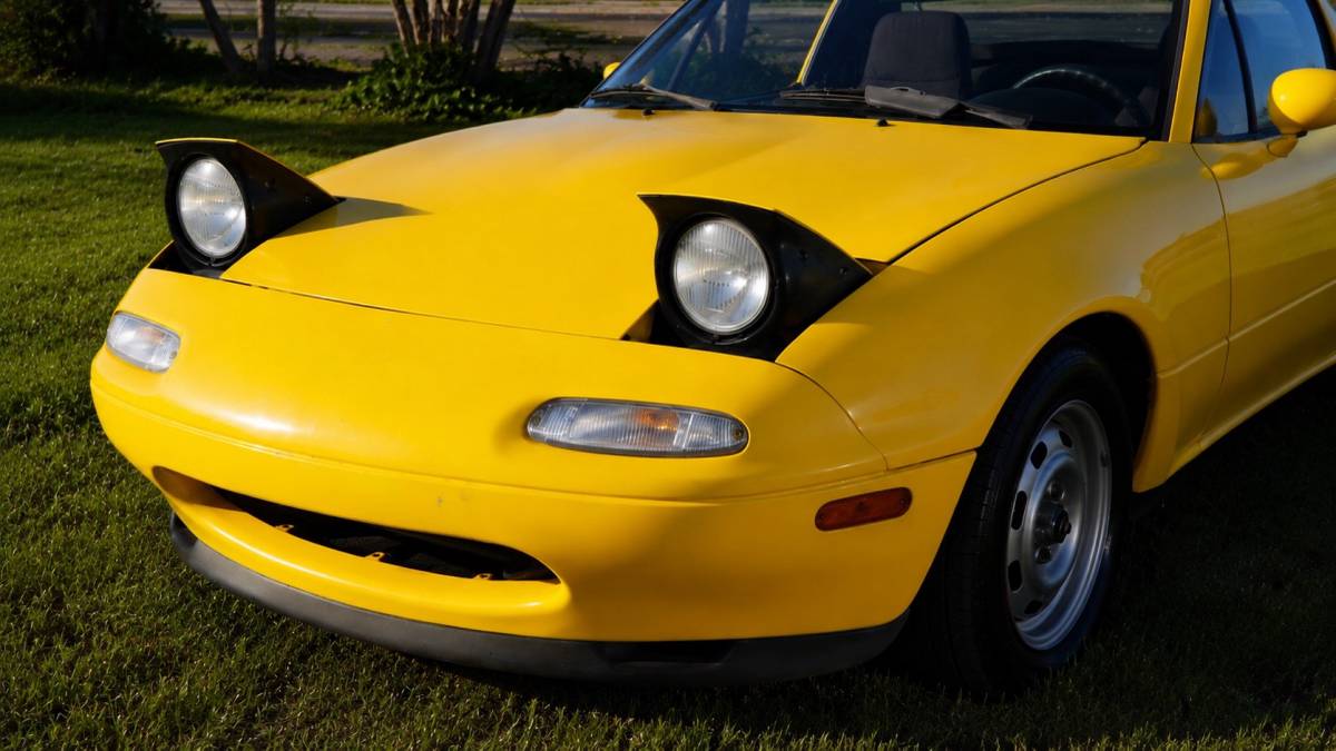 1992 Mazda Miata - Sunburst Yellow 5 Speed, photo 9