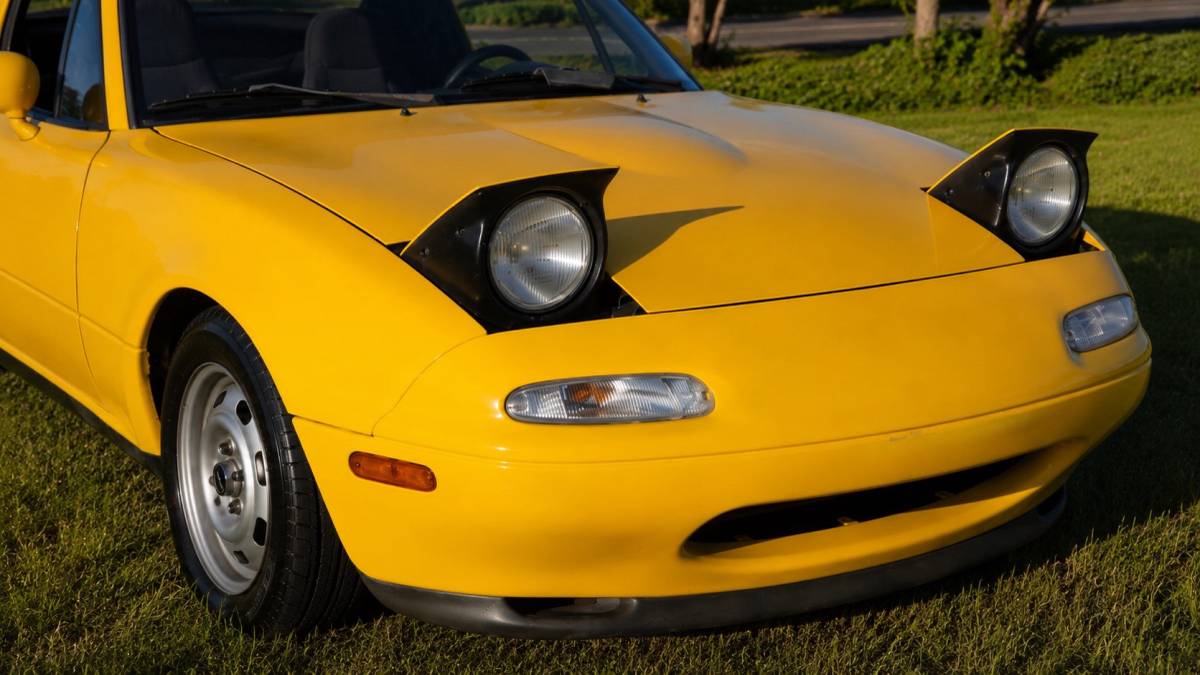 1992 Mazda Miata - Sunburst Yellow 5 Speed, photo 11
