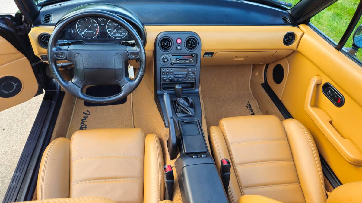 1992 Mazda Miata with 61k miles, photo 17