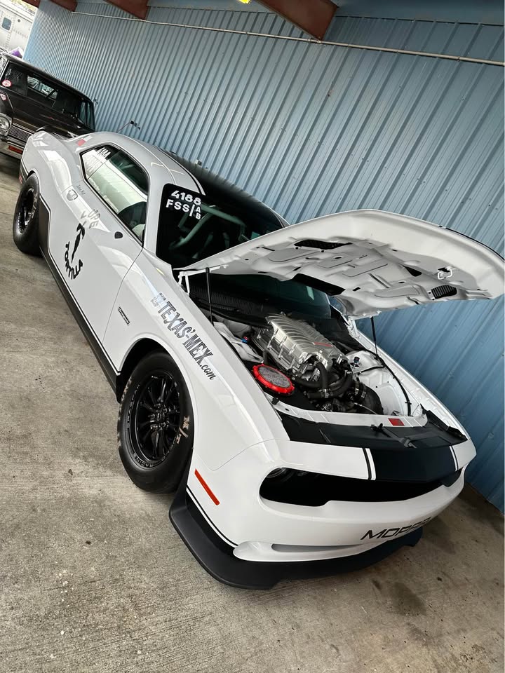 2021 Dodge Challenger DragPak, Factory Stock Showdown race car, photo 3