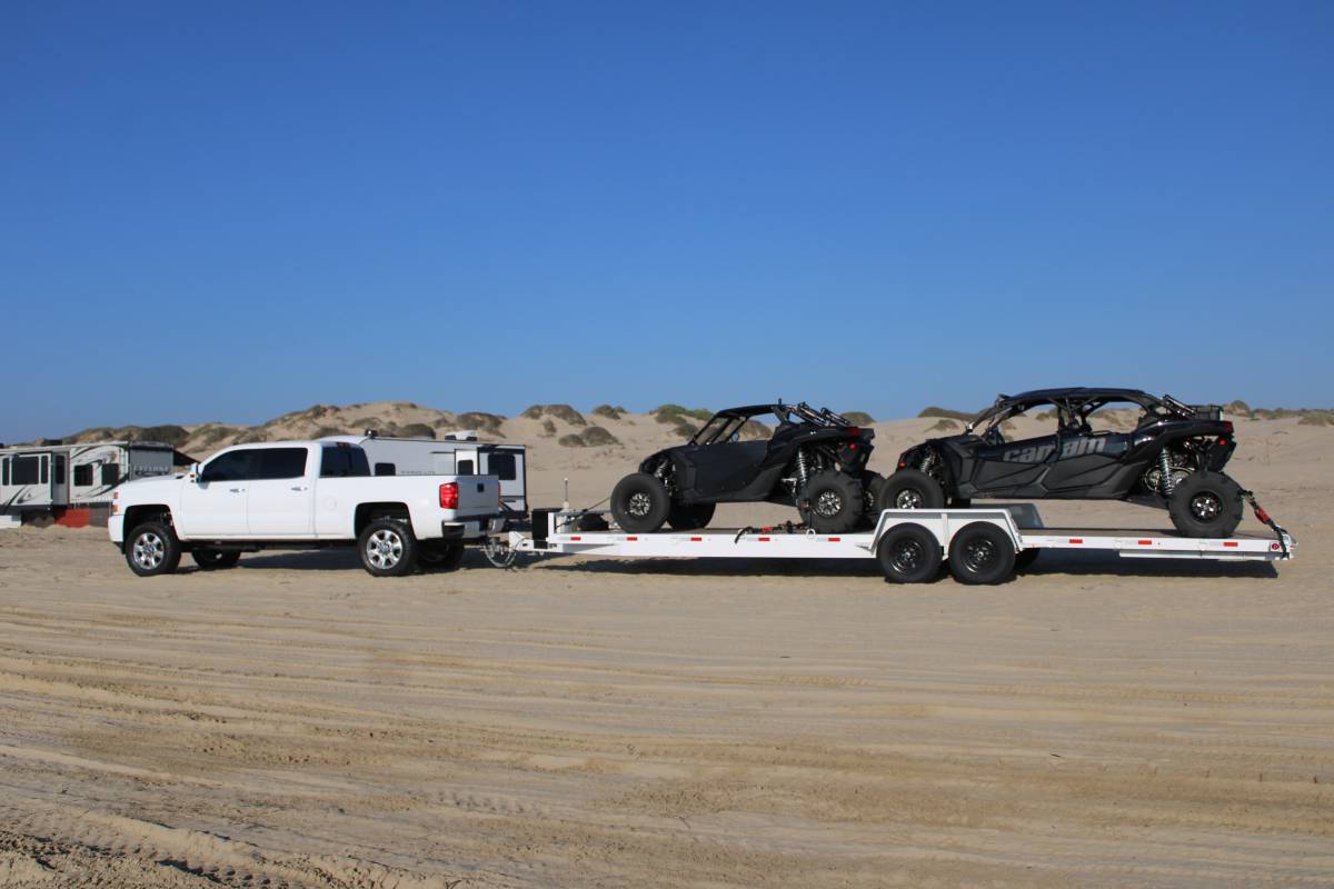 30 ft Custom White Double Car Hauler, photo 4