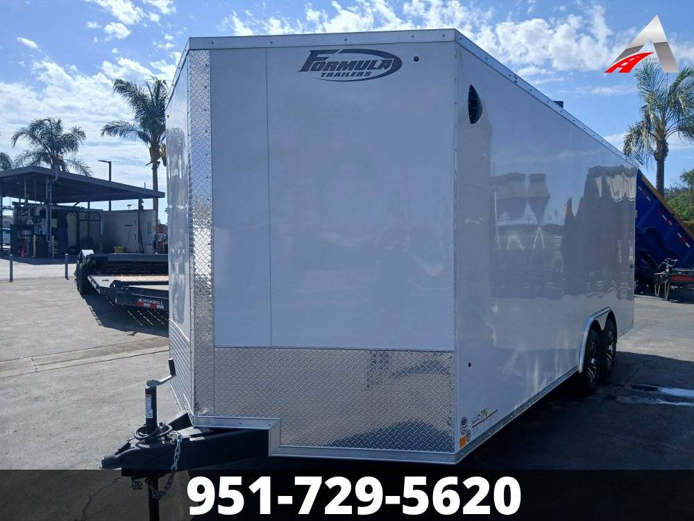 20’ enclosed trailer, photo 4