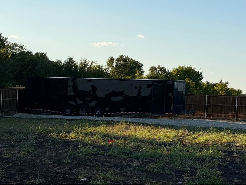 36” Enclosed car Hauler, photo 5
