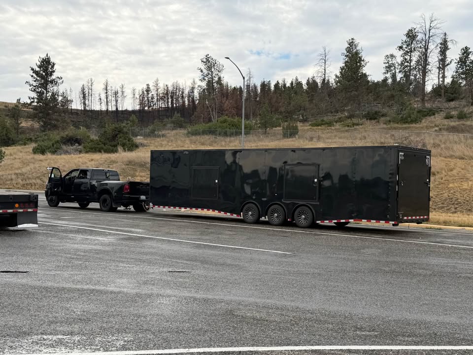 36” Enclosed car Hauler, photo 6
