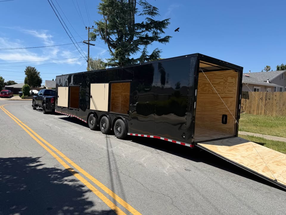 36” Enclosed car Hauler, photo 7
