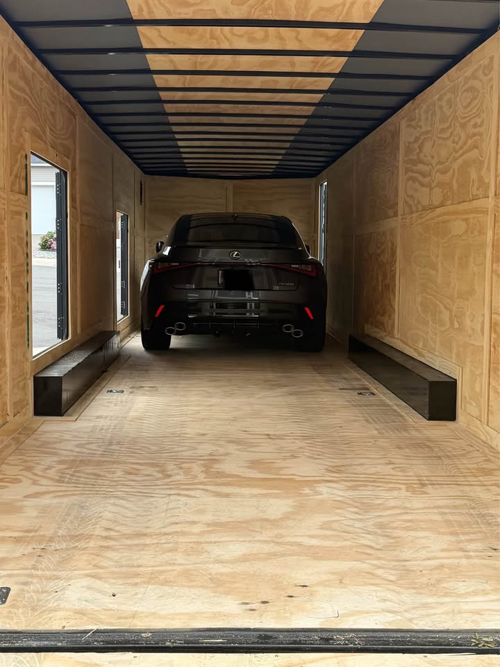 36” Enclosed car Hauler, photo 8