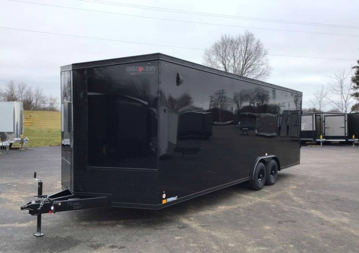 2027 DISCOVERY 24' ENCLOSED TRAILER – BLACKOUT PACKAGE – ONE-TIME U, photo 2