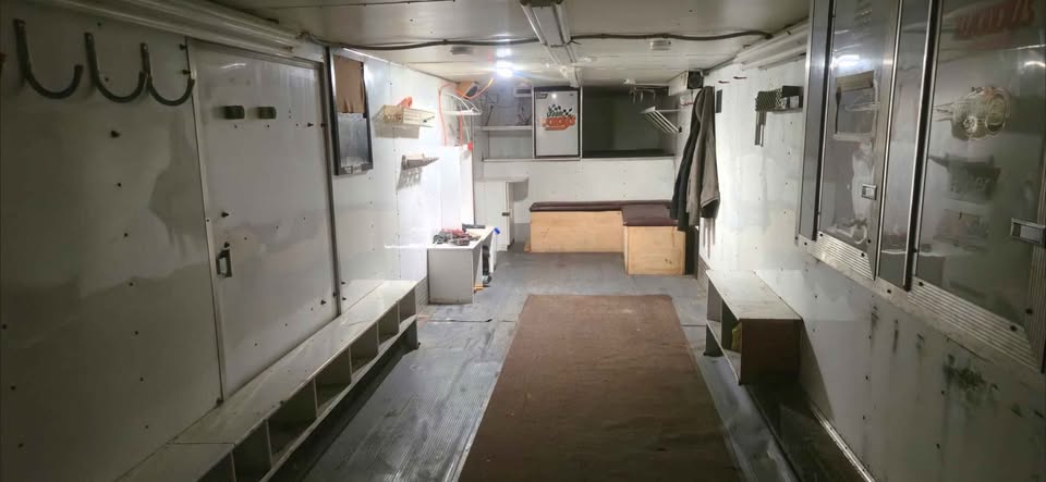 1998 United Expressline 40 ft gooseneck car hauler trailer, photo 5