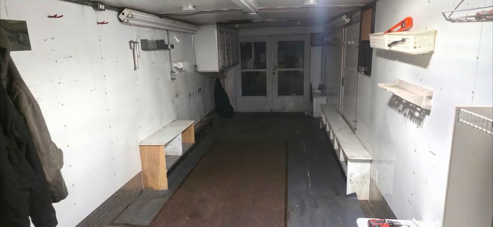 1998 United Expressline 40 ft gooseneck car hauler trailer, photo 8