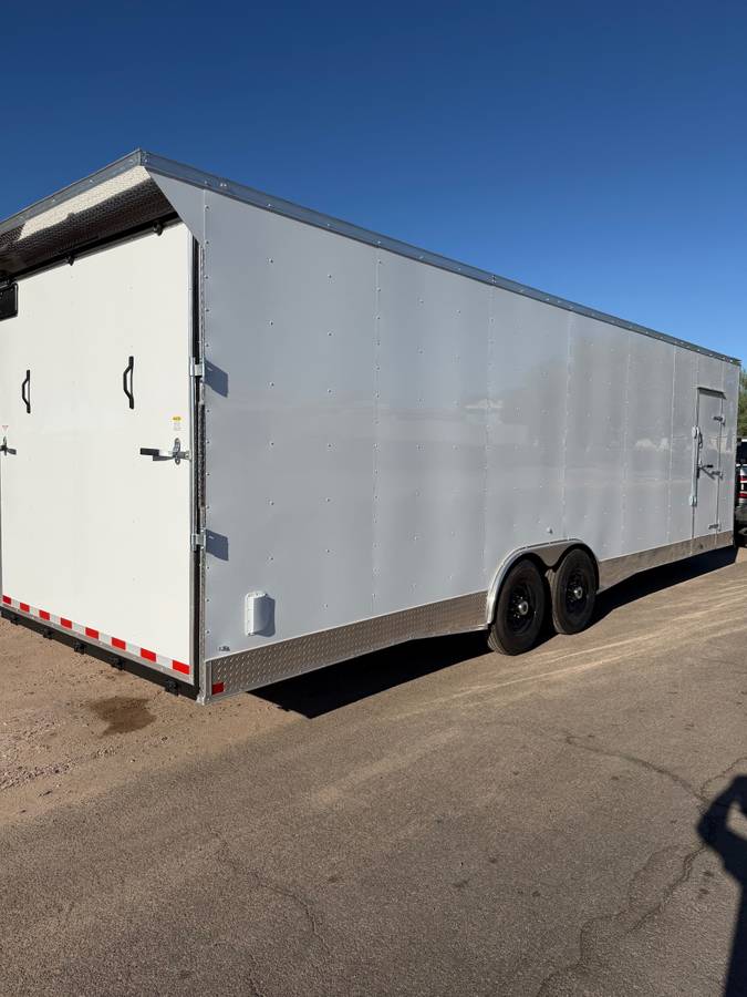 2026 enclosed cargo trailer 8’5”x28’, photo 3
