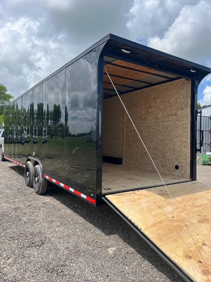 2026 enclosed cargo trailer 8’5”x28’, photo 6