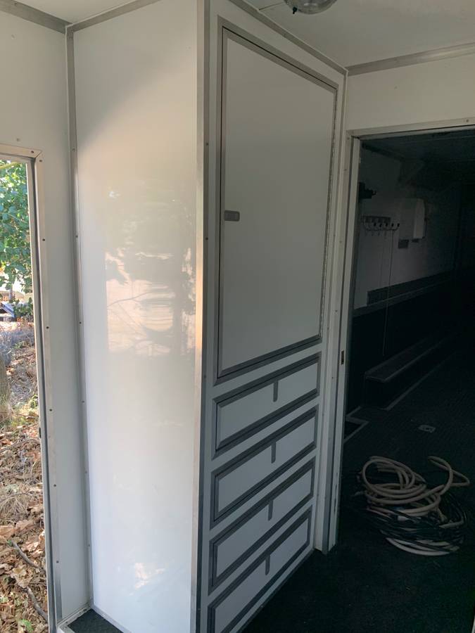 Race trailer, photo 5