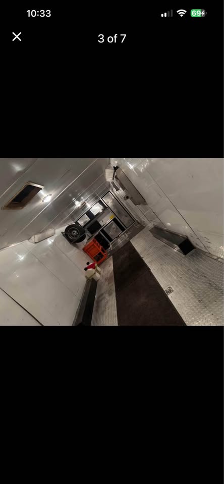 28 ft enclosed race car trailer, photo 7