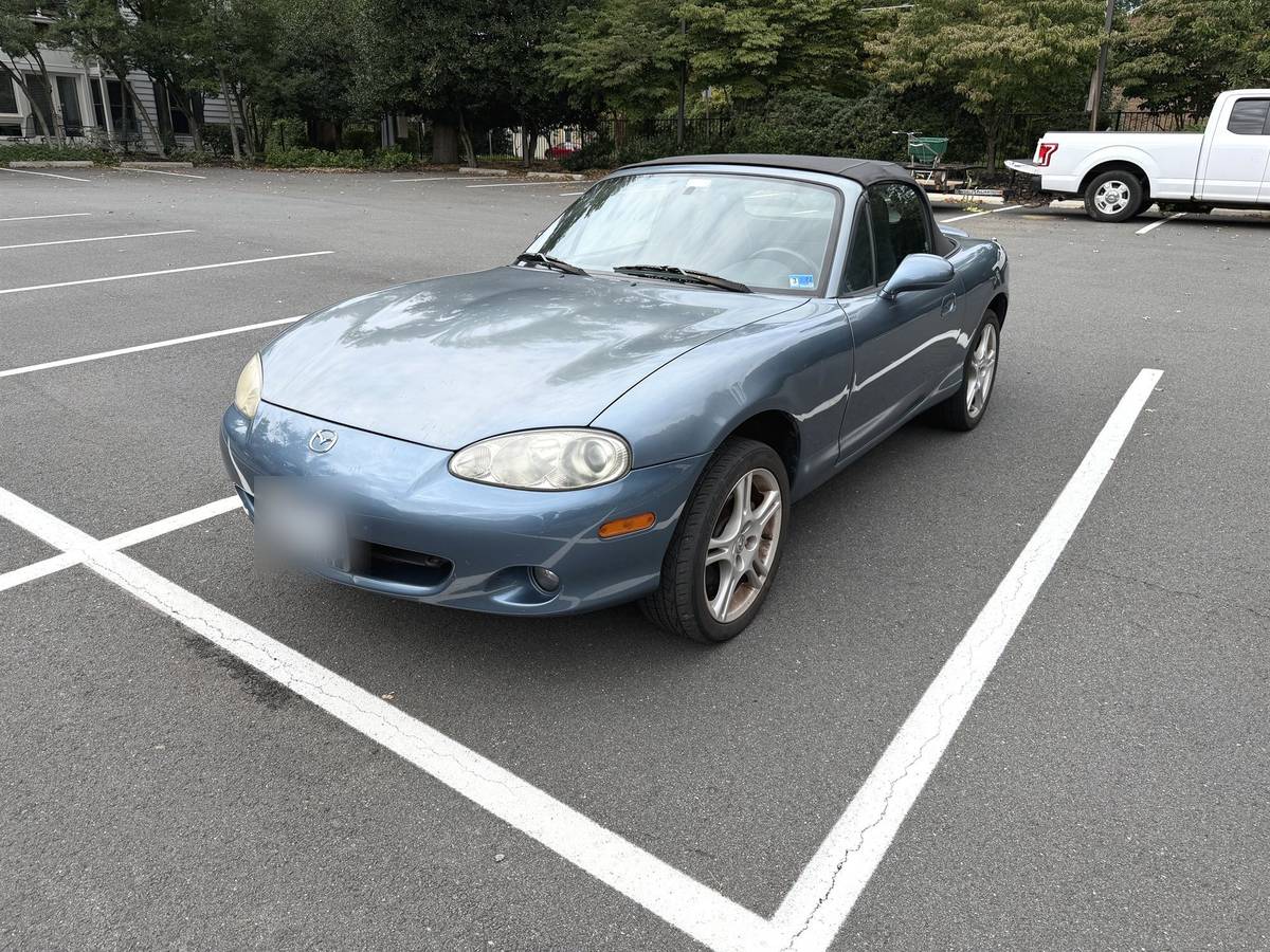 2005 Mazda Miata, photo 2