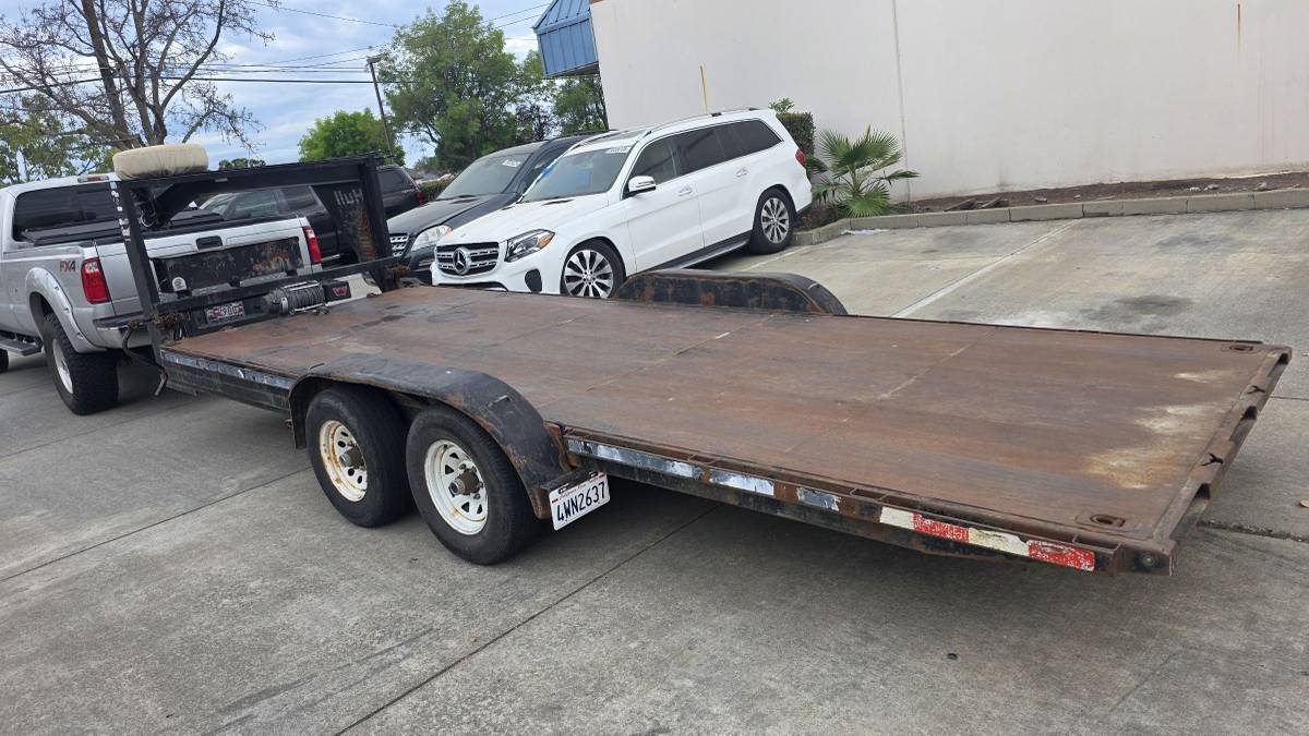 2014 Hull full tilt Car Hauler Trailer, photo 2