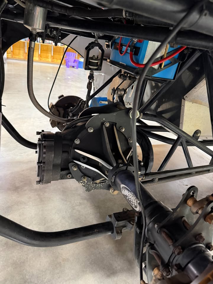 2025 Longhorn dirt late model, ~30 nights, new Longhorn parts, photo 12