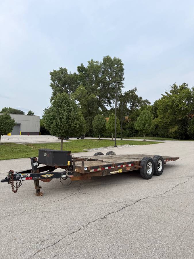 2012 H&H 22’ Hydraulic Tilt Flatbed Trailer, photo 2