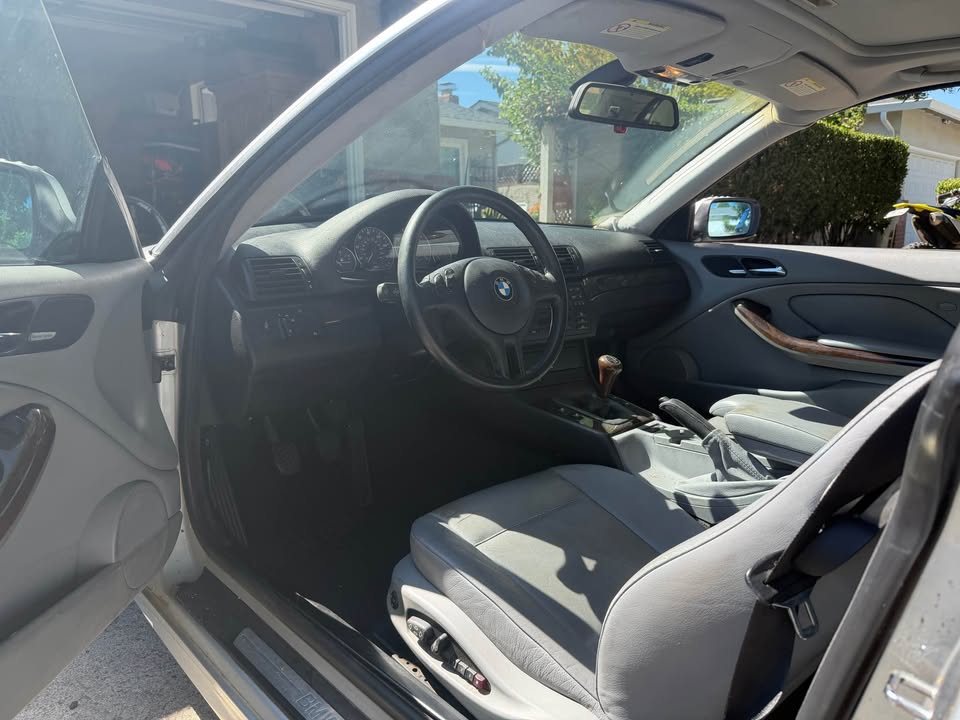 2001 BMW 330Ci coupe, 5-speed, overheats, sold as is, photo 6