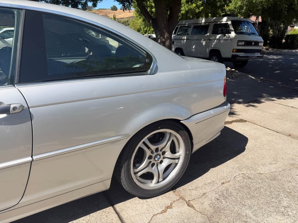2001 BMW 330Ci coupe, 5-speed, overheats, sold as is, photo 8