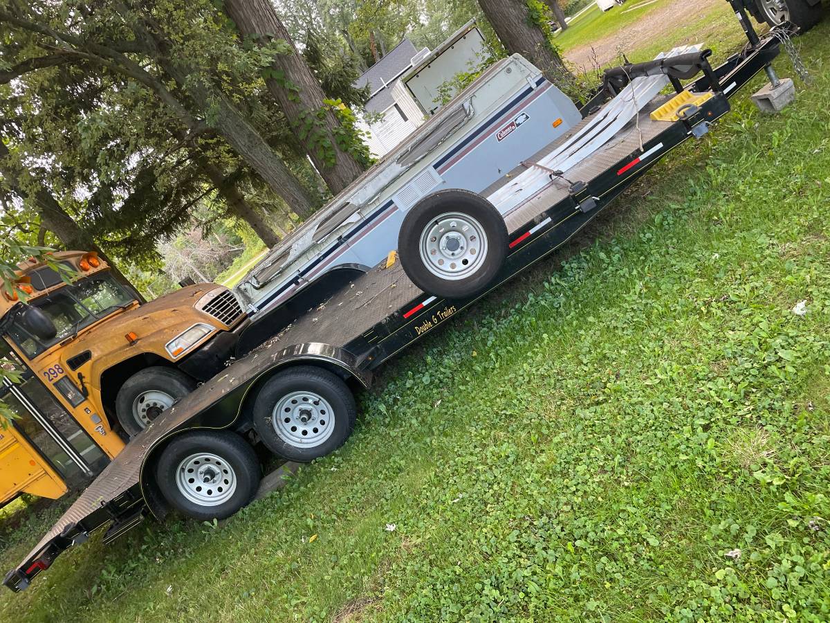 2021 Car trailer/hauler, photo 2