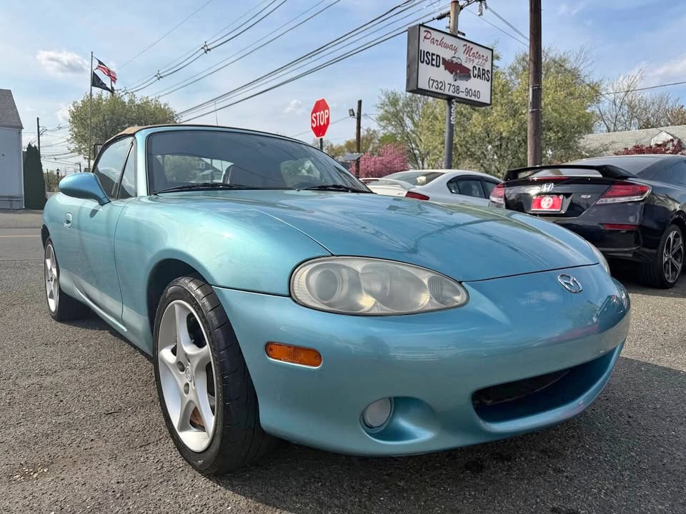 2002 Mazda Miata LS, manual, blue, 142k miles