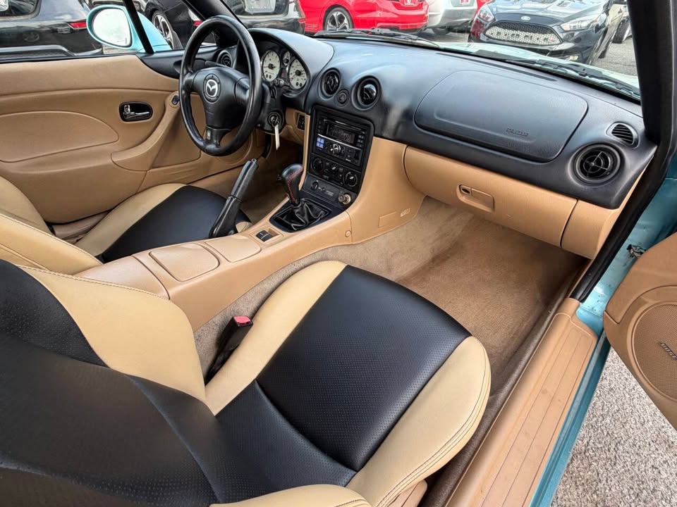 2002 Mazda Miata LS, manual, blue, 142k miles, photo 10
