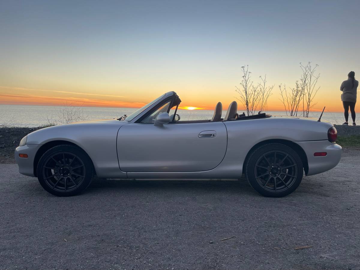 2002 Mazda NB Miata — Low Mileage, photo 4