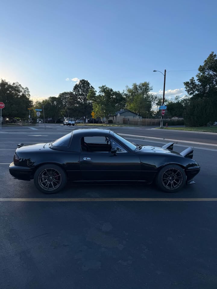 1993 Mazda MX-5 Miata, former Spec Miata race car, half cage, photo 7