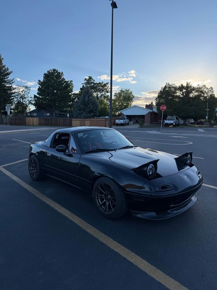 1993 Mazda MX-5 Miata, former Spec Miata race car, half cage, photo 8