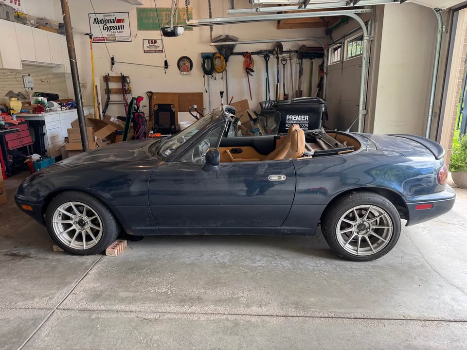 1997 Mazda Miata STO Edition, numbered, won't start, photo 2