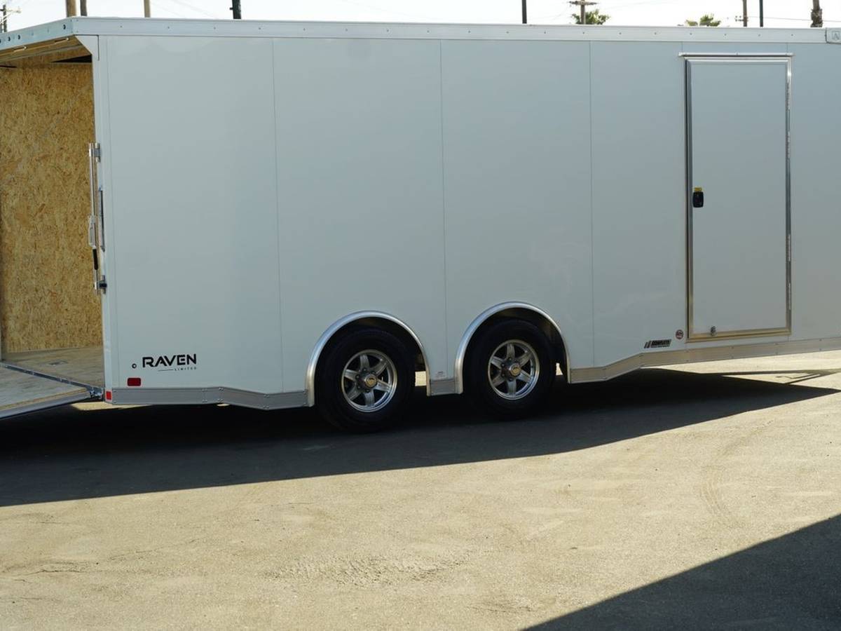 2022 ATC Raven Limited 20ft Aluminum Car Hauler Trailer, photo 5