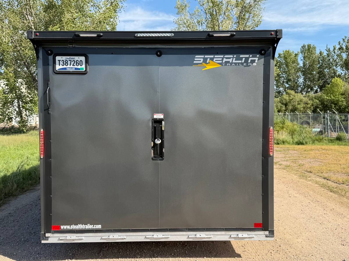 2021 Stealth Predator Enclosed Trailer, photo 4