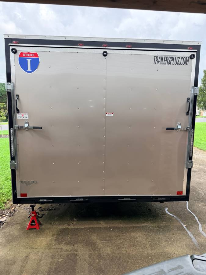 2025 Interstate Victory 24’ Enclosed Trailer, photo 5