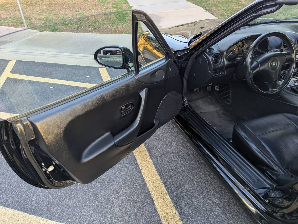 1999 Mazda Miata MX-5 — 38,170 Miles — Excellent Condition, photo 5