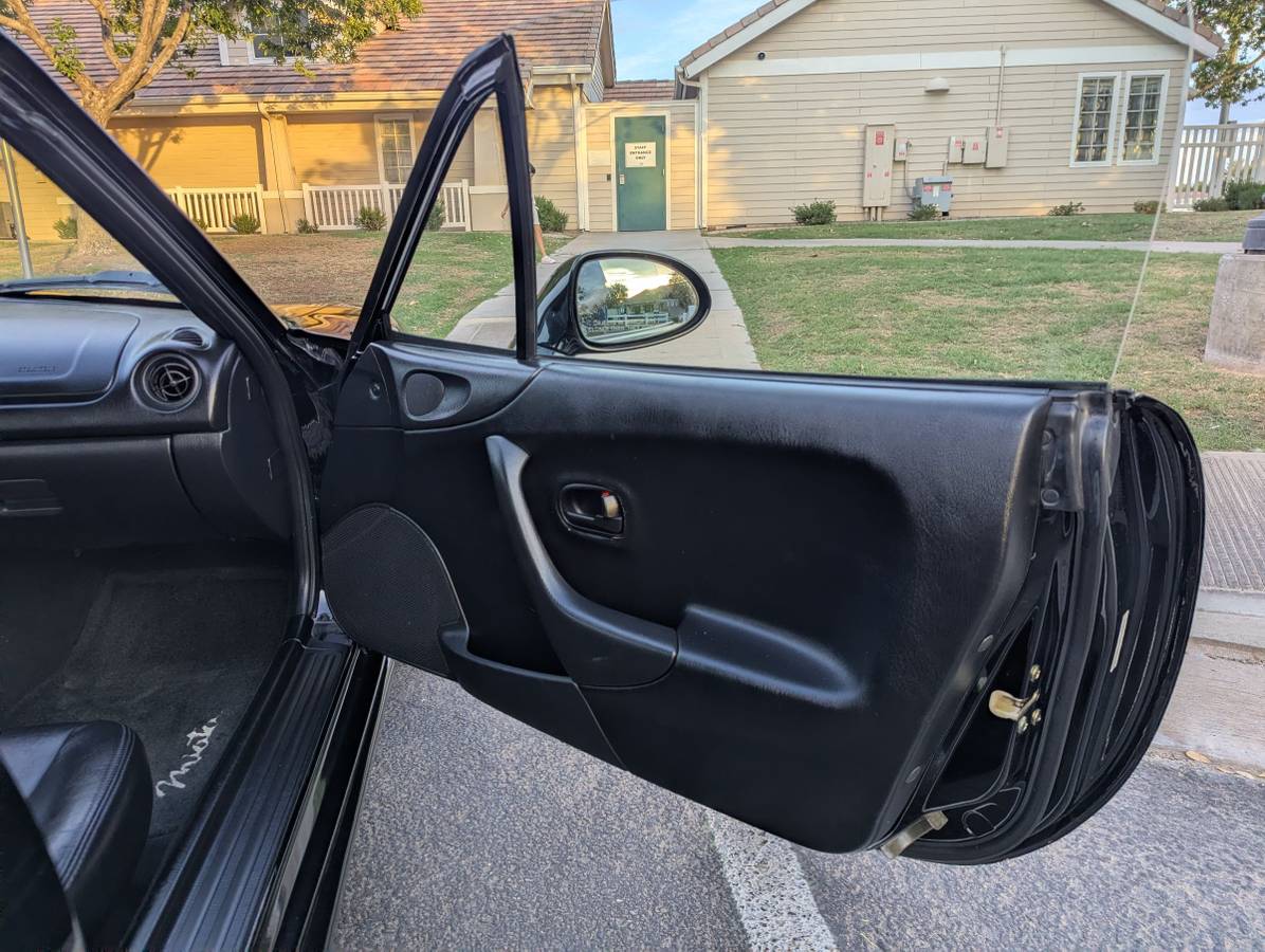 1999 Mazda Miata MX-5 — 38,170 Miles — Excellent Condition, photo 6