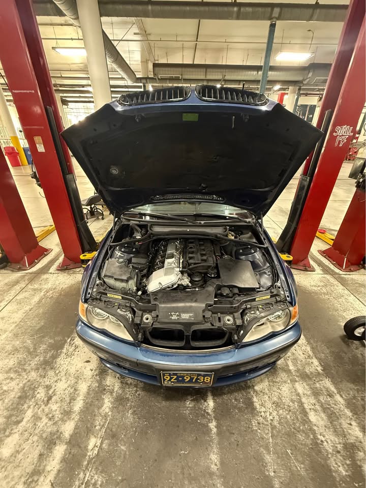 2002 BMW 330i sedan, manual, rebuilt engine, 236k miles, photo 14