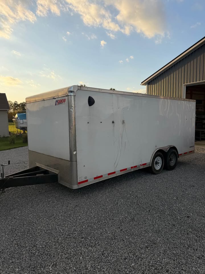 2023 Pace car hauler enclosed trailer 8x20 with ramp 6k axles, photo 2