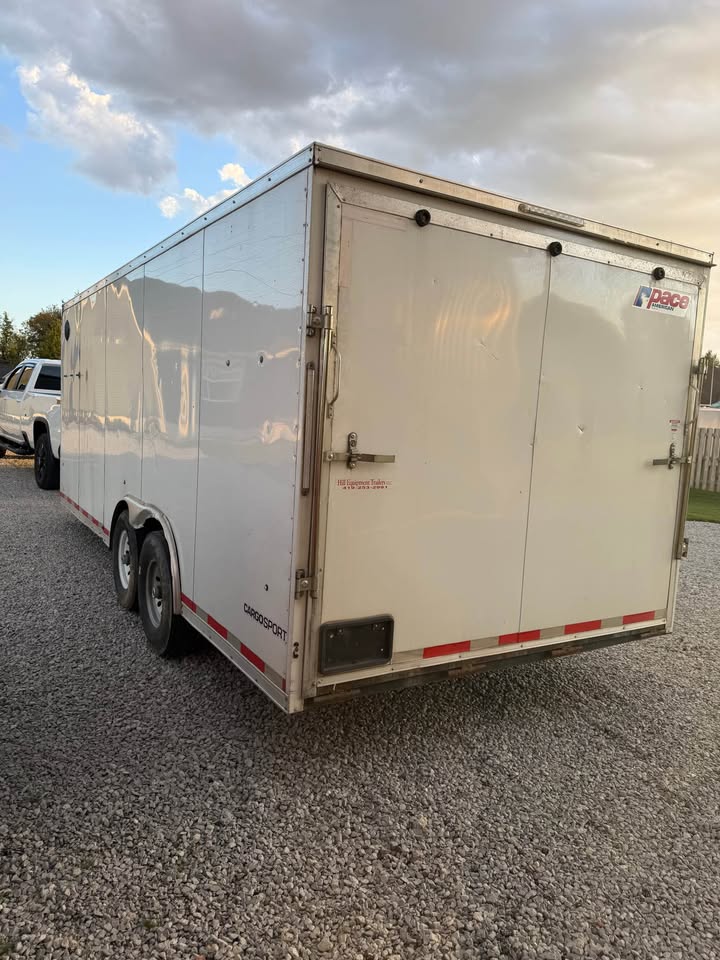 2023 Pace car hauler enclosed trailer 8x20 with ramp 6k axles, photo 4
