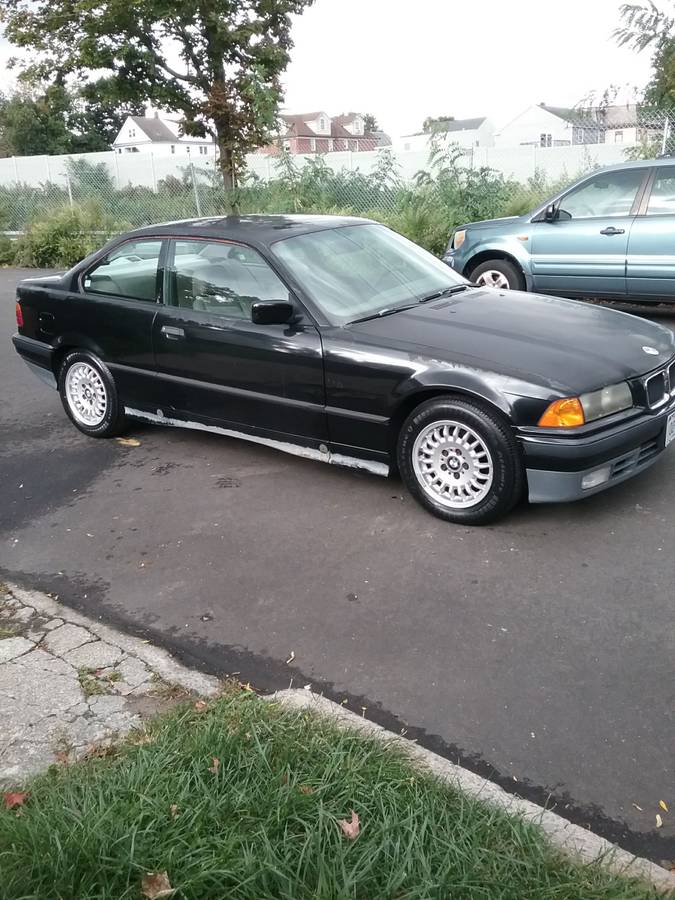 1993 BMW 325is, 5-speed manual, photo 2